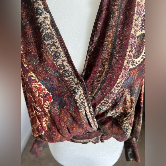 Zara, Moroccan-style wrap front top, Size S - Picture 3 of 4